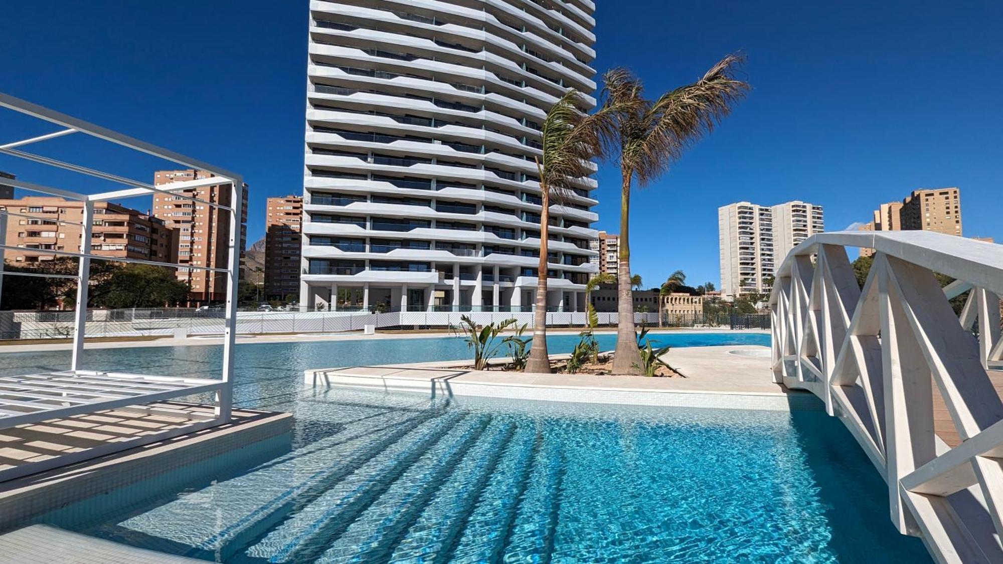 Sea & Sky Apartment