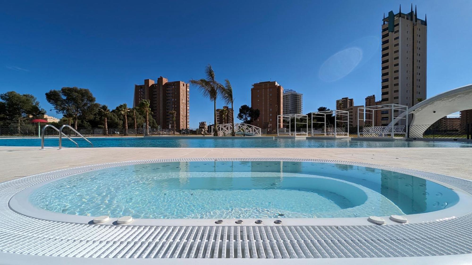 Sea & Sky Apartment *